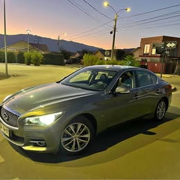 2017 Infiniti q50