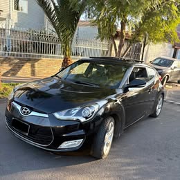 Hyundai Veloster 2013
