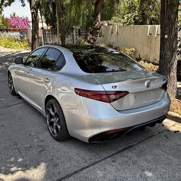 Alfa Romeo Giulia 2022