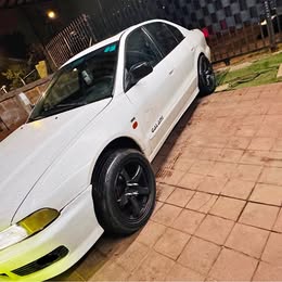Mitsubishi Galant 2000