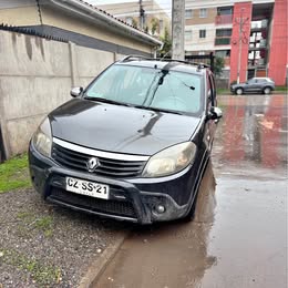 Renault Sandero 2011