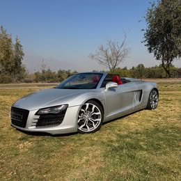 2012 AUDI R8 SPYDER CONVERTIBLE ÚNICO en chile 🇨🇱 gris plata rojo‼️