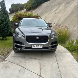 Jaguar F Pace 2019