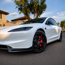 Tesla Model 3 2025