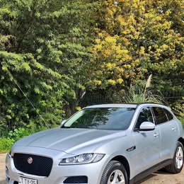 Jaguar F Pace 2020