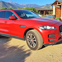 Jaguar F Pace 2018