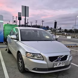 Volvo S40 2011