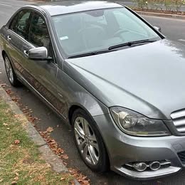 Mercedes Benz C180 2012