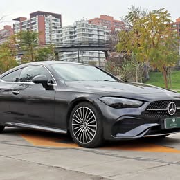 Mercedes Benz E300 2025