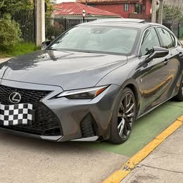 Lexus Is 2024