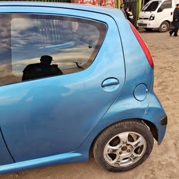 Byd F0 2015