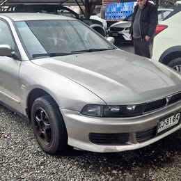 Mitsubishi Galant 2004
