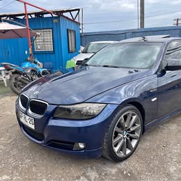 2011 BMW 320i. motor 2,0 2011 usado