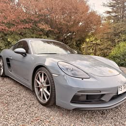 Porsche Cayman 2025