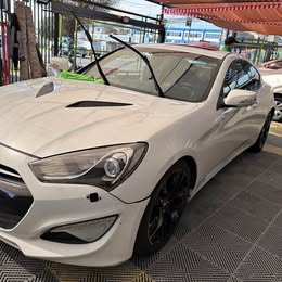 Hyundai Genesis 2015