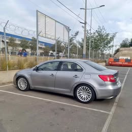 Suzuki Kizashi 2011