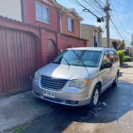 2008 Chrysler town & country