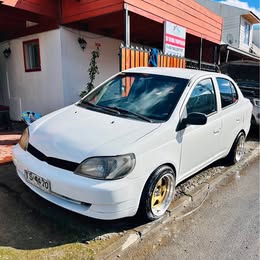 2000 Toyota Yaris 2000 usado