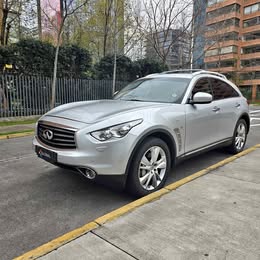 Infiniti Q70 2013