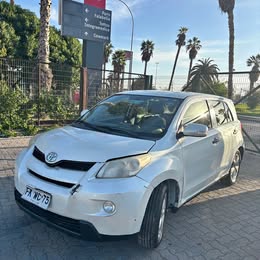 Toyota Urban Cruiser 2013