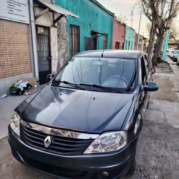 Renault Logan 2011