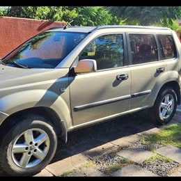 Nissan Xtrail 2011 4x4 2.5 2 dueños