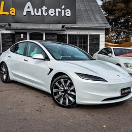 Tesla Model 3 2024