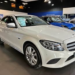 Mercedes Benz C300 2021