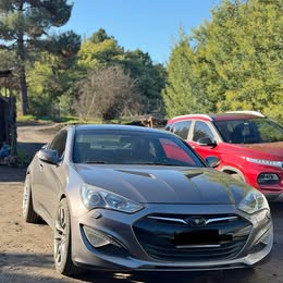 2013 Hyundai Genesis