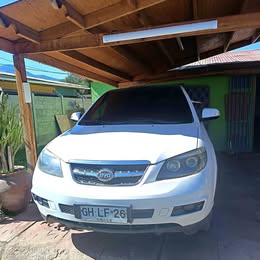 Byd S6 2014