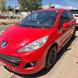 Peugeot 207 2012