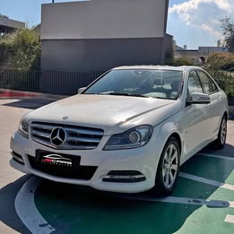 Mercedes Benz C180 2012