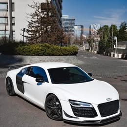 2015 Audi r8 pie $16.000.000