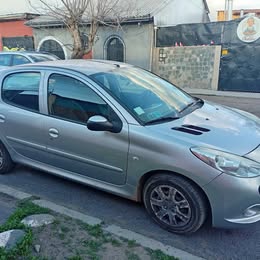 Peugeot 207 2012