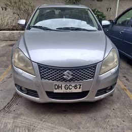 Suzuki Kizashi 2011