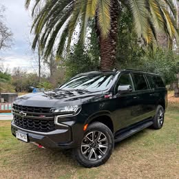 Chevrolet Suburban 2025