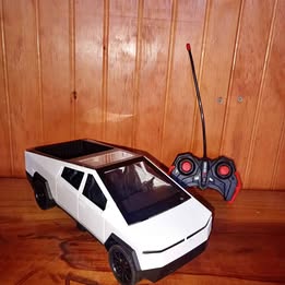 Tesla Cybertruck 