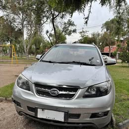 Byd S6 2013