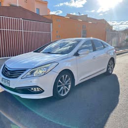 2016 Hyundai Azera