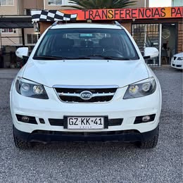 Byd S6 2015