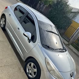 2012 Peugeot 207