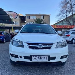 Byd S6 2015