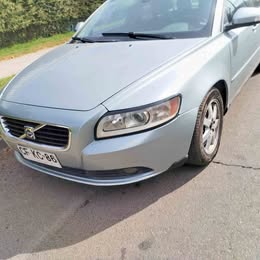 2010 Volvo S40