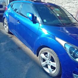 Hyundai Veloster 2012