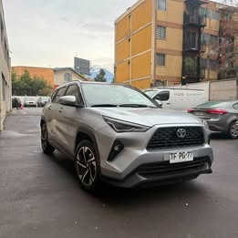 2024 Toyota yaris cross xg at 2024 usado