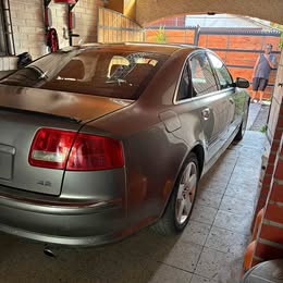 Audi A8 2004