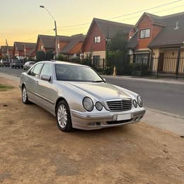Mercedes Benz E43 2000