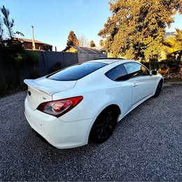 Hyundai Genesis 2010
