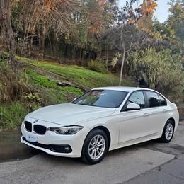2017 BMW 318i lci