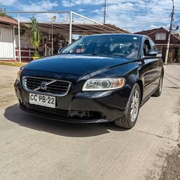 2010 Volvo S40